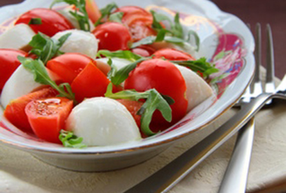 Recette d'été - Billes de mozzarella confites à l'huile d'olive